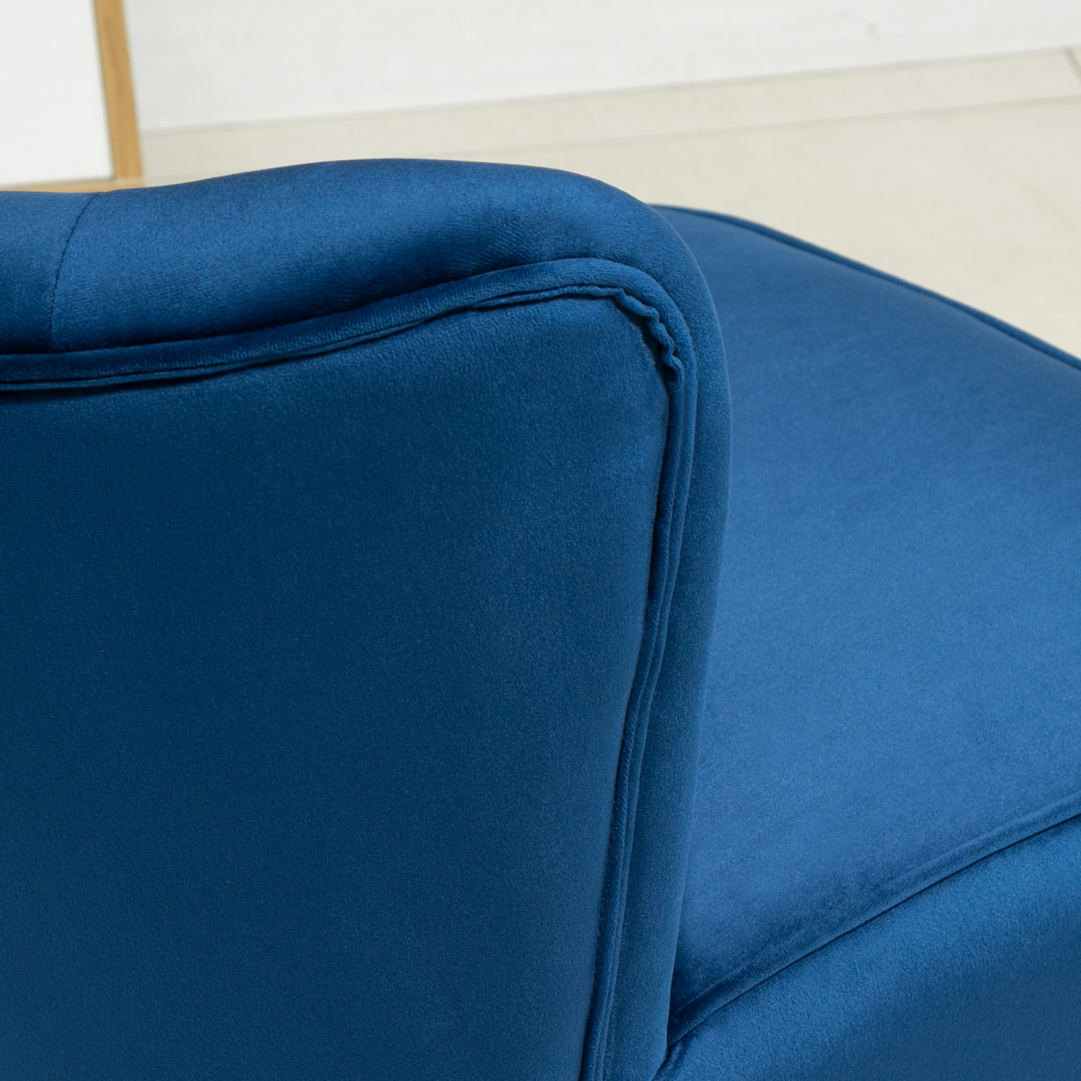 Luxurious Velvet Accent Chair & Ottoman Set - Dark Blue Comfort Redefined!